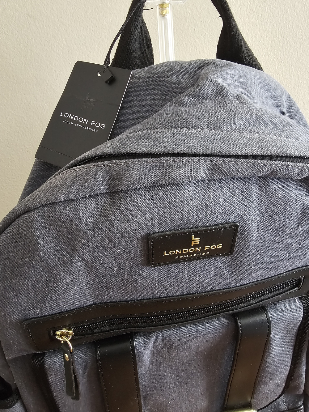 London Fog Gray Men's Backpack - Stylish Everyday Carry - Picture 3 of 9